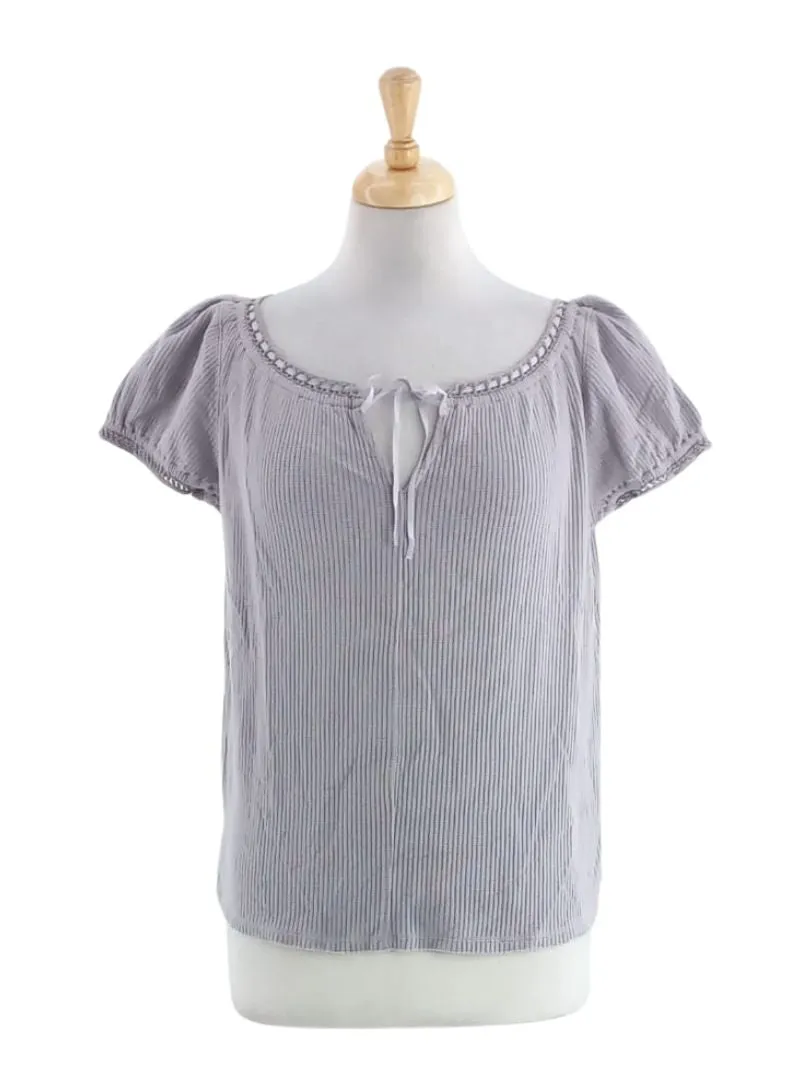KNIT DETAILED NECKLINE PUFS SLEEVE TOP sold by FBO