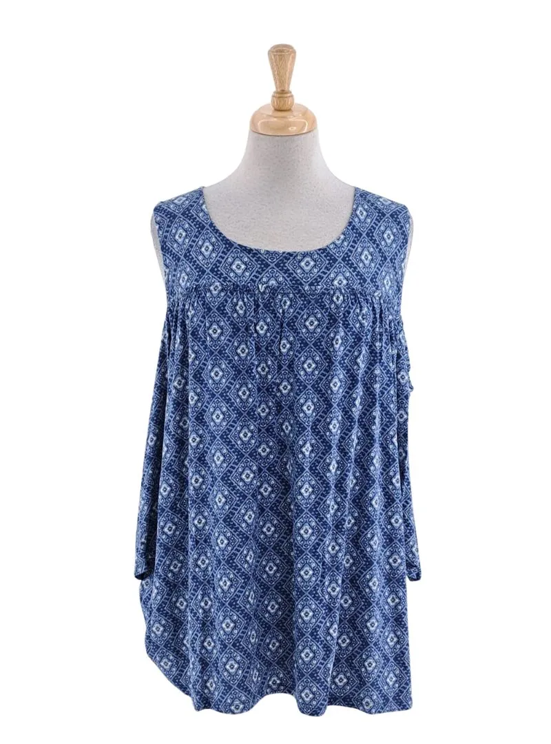 DETAILED PATTERNED COLD SHOULDER TOP sold by FBO