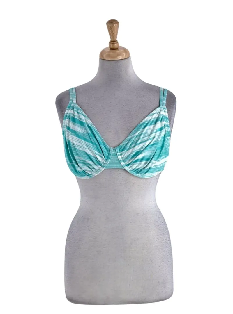 DETAILED PATTERNED BIKINI TOP sold by FBO