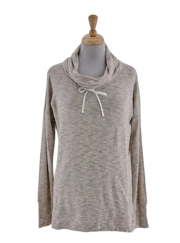 STRIPED DETAILED FLEECE TOP sold by FBO