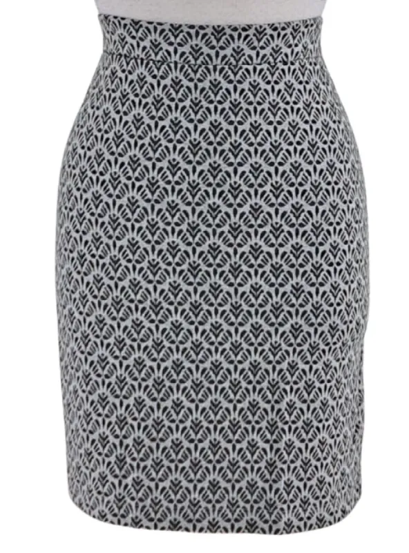 DETAILED PATTERN SKIRT sold by FBO