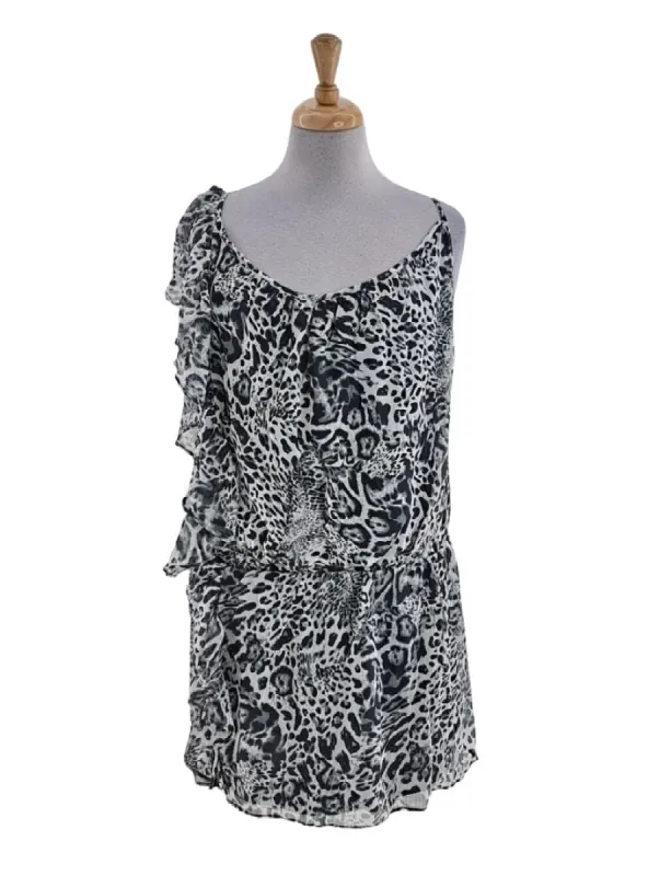 DETAILED ANIMAL PRINT BLOUSE sold by FBO