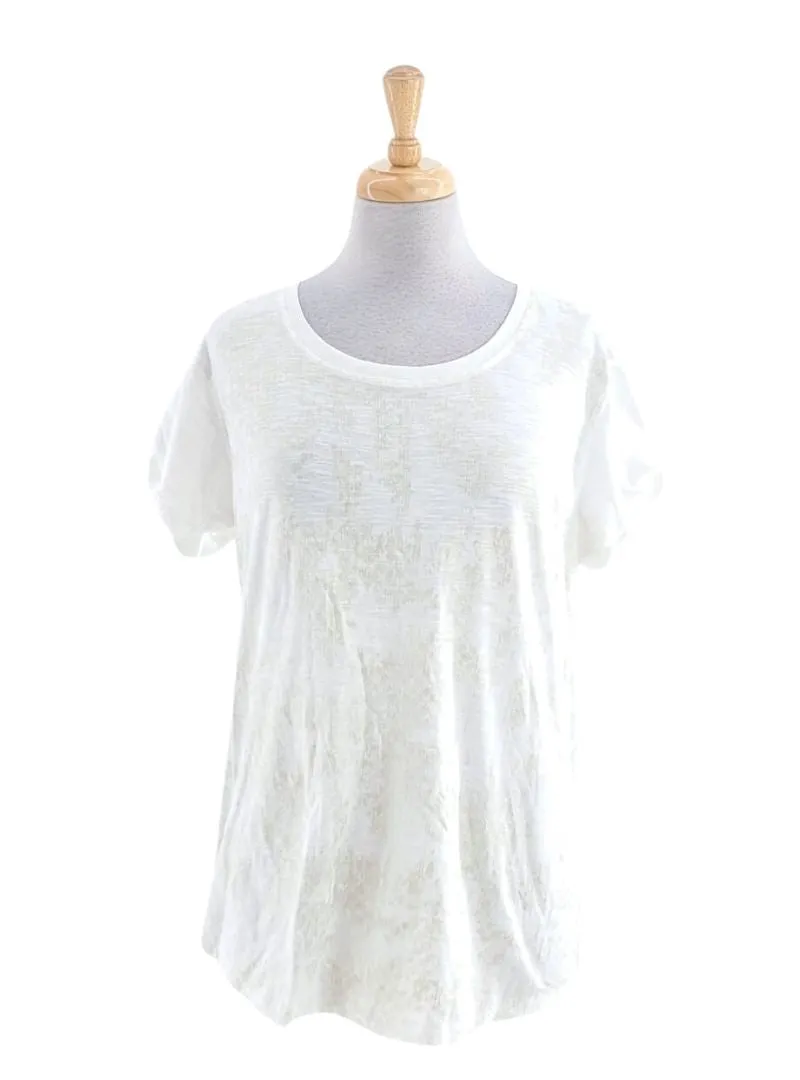 DETAILED ROUND NECK TEE sold by FBO