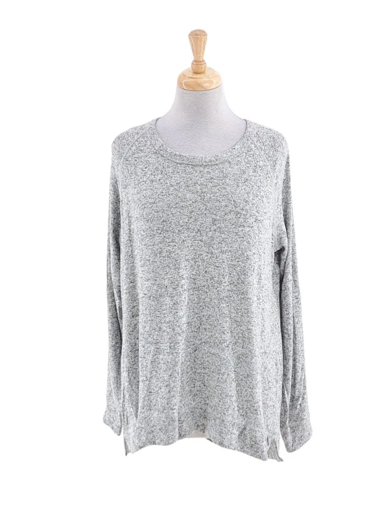 BASIC LONG SLEEVE KNIT sold by FBO
