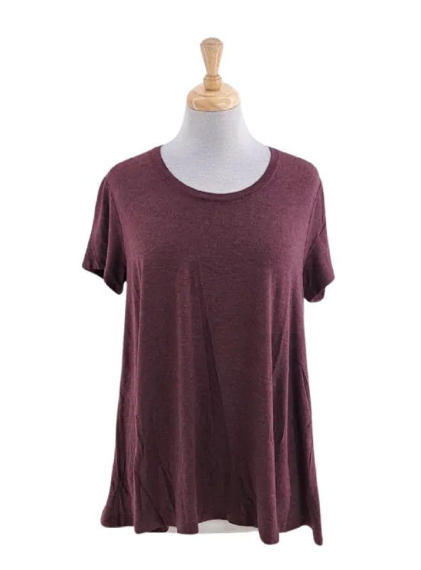 BASIC ROUND NECK TEE sold by FBO