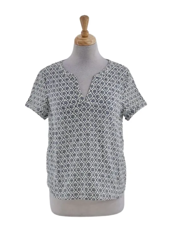 TEXTURED PATTERN LINEN FEEL BLOUSE sold by FBO