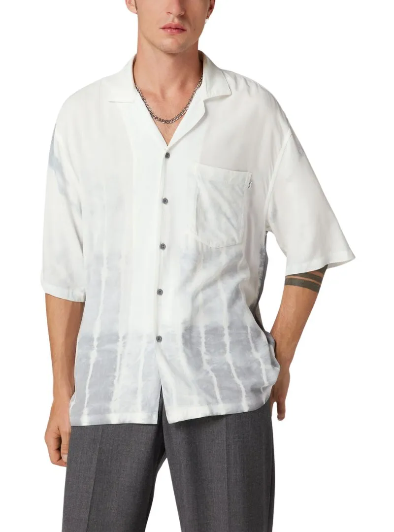 DETAILED CASUAL BUTTON DOWN SHORT SLEEVE SHIRT sold by FBO