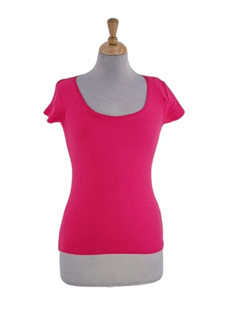 BASIC ROUND NECK FITTED TEE sold by FBO