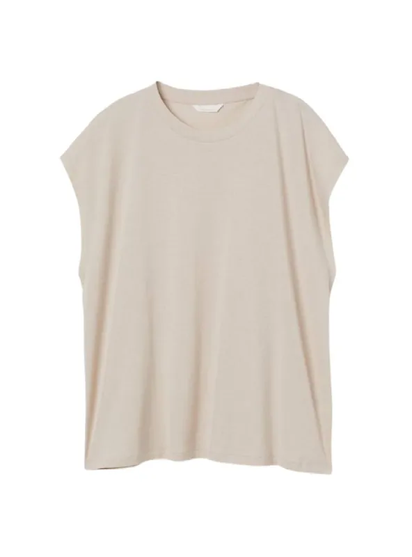 BASIC SLEEVELESS TSHIRT sold by FBO