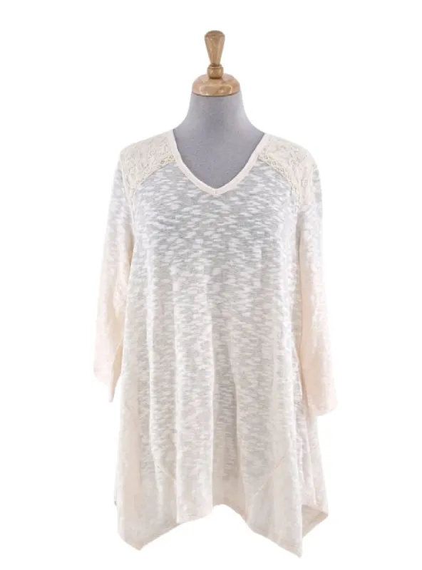 LACE DETAILED KNIT TOP sold by FBO