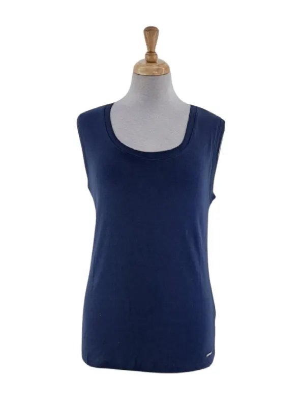 BASIC DOUBLE LAYERD VEST sold by FBO