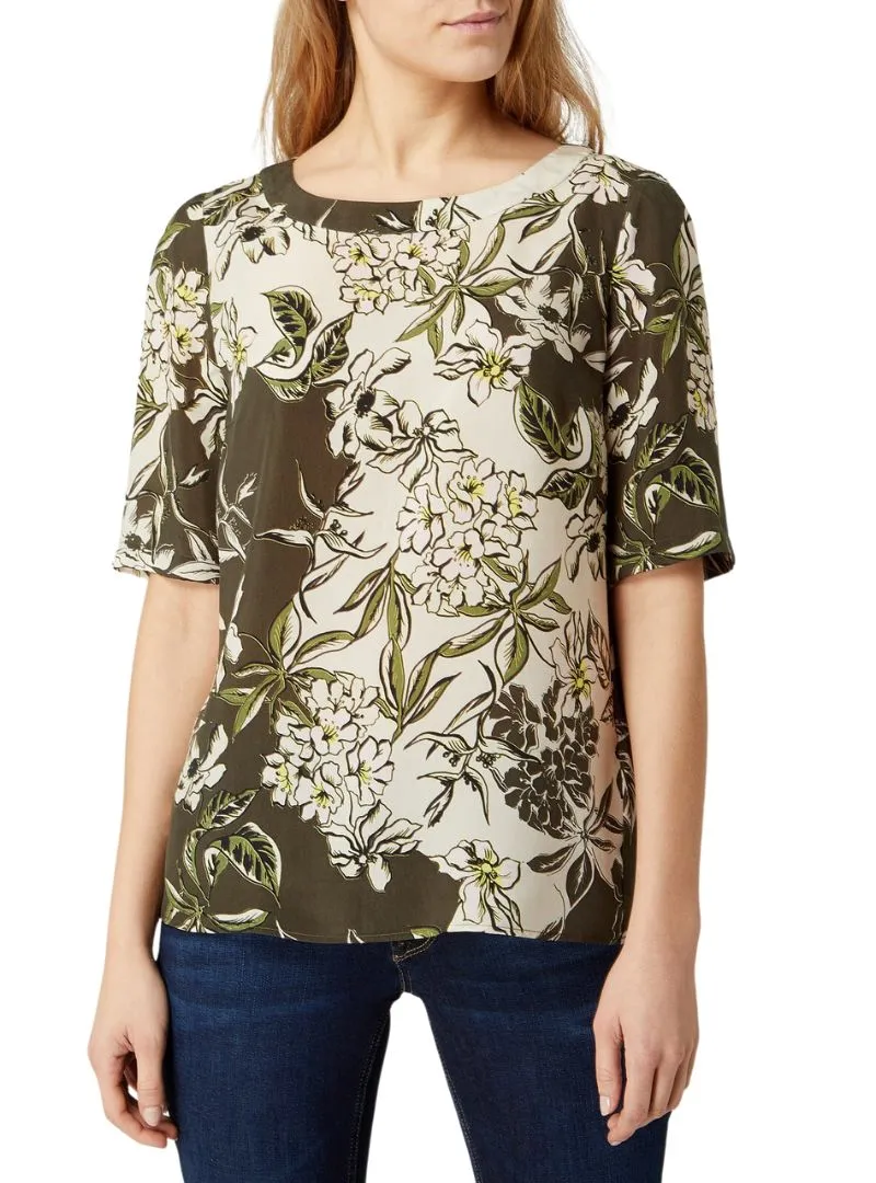 DETAIL PRINTED ROUND NECK BLOUSE sold by FBO