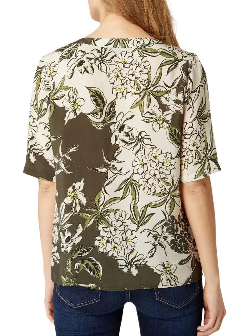 DETAIL PRINTED ROUND NECK BLOUSE sold by FBO product image thumbnail 2