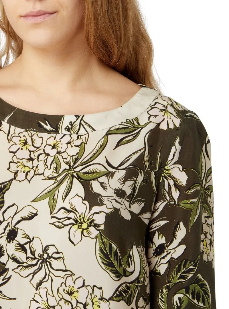 DETAIL PRINTED ROUND NECK BLOUSE sold by FBO product image thumbnail 3