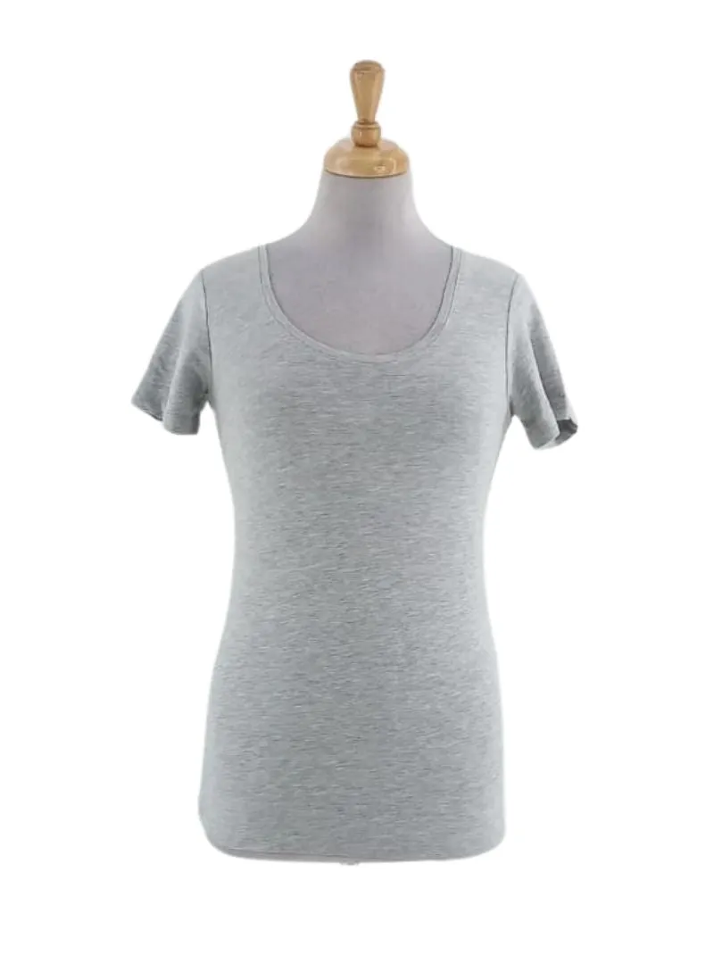 BASIC ROUND FITTED TEE sold by FBO