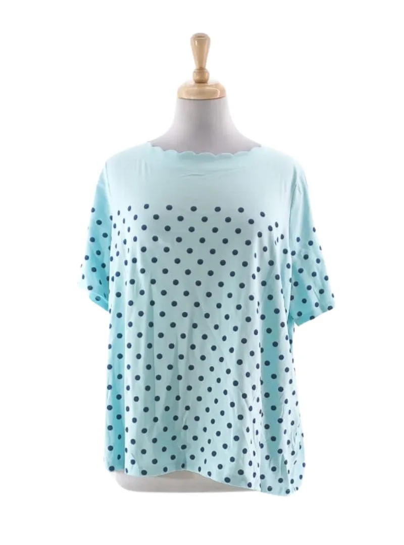 POLKA DOT CURVED TOP sold by FBO