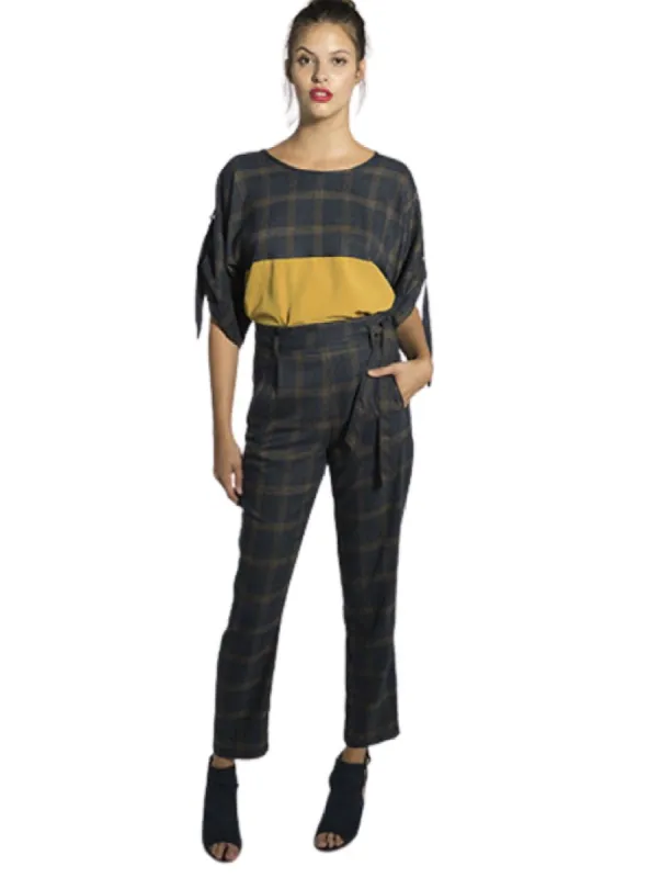 CHECKERD KARANG BLOUSE sold by FBO