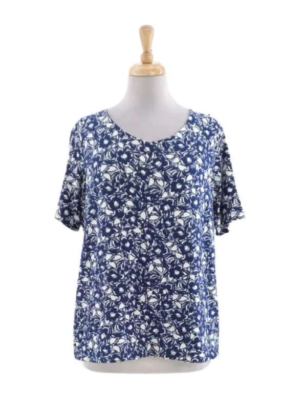 DETAILED ROUND NECK TOP sold by FBO