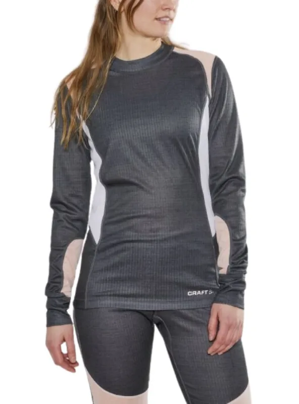 DETAILED ACTIVE LONG SLEEVE TOP sold by FBO