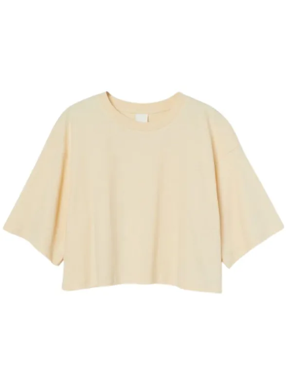 CROPPED TSHIRT sold by FBO