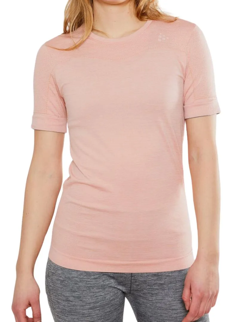 SEAMLESS ACTIVE TOP sold by FBO