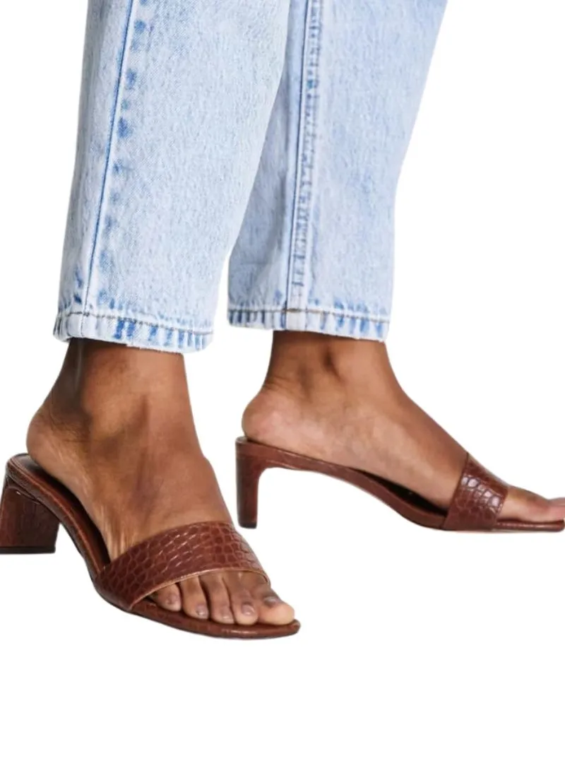 PRINT TEXTURED HEEL sold by FBO product image thumbnail 2