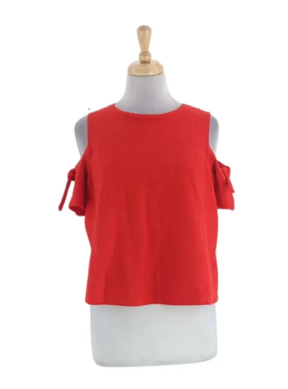 DETAIL COLD SHOULDER BLOUSE sold by FBO