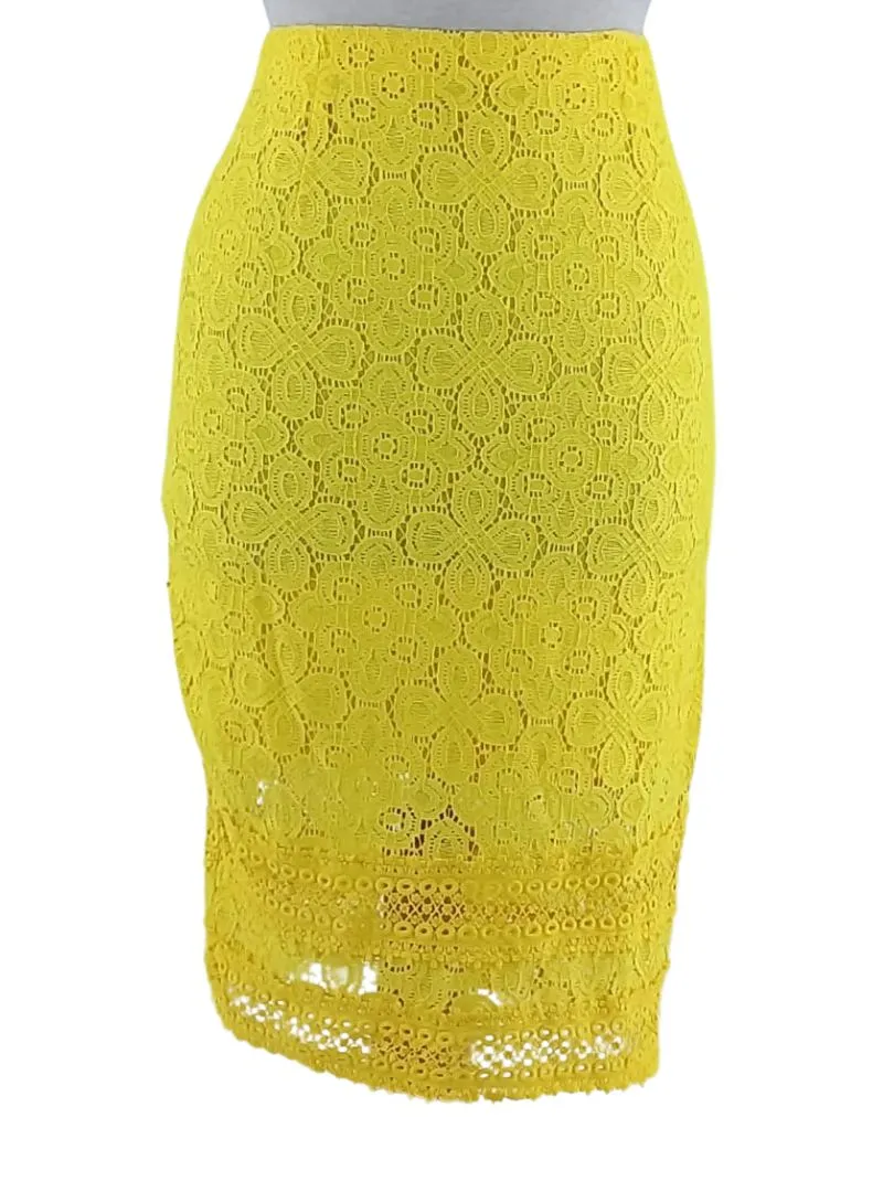 PATTERNED LACE FITTED SKIRT sold by FBO