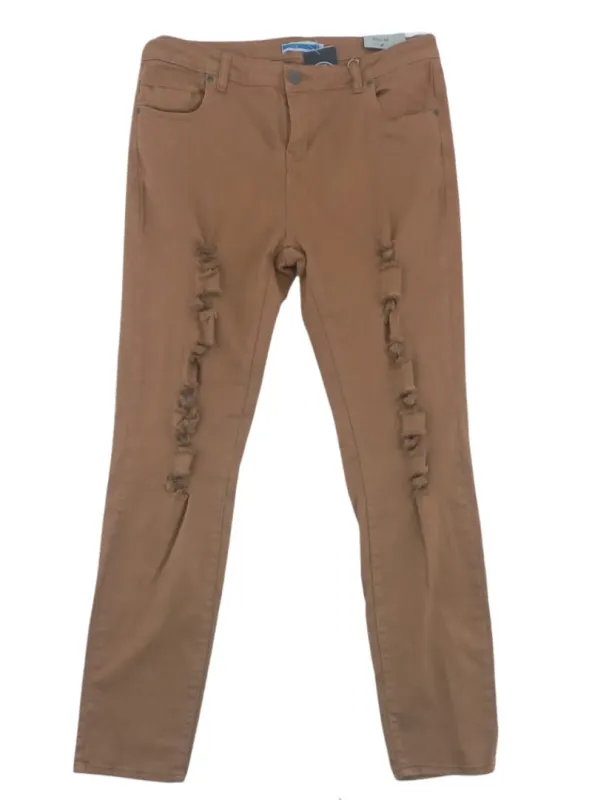 BASIC RIPPED JEAN sold by FBO