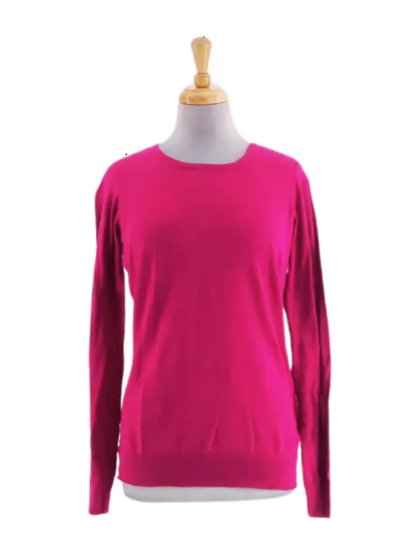 CASUAL KNIT TOP sold by FBO