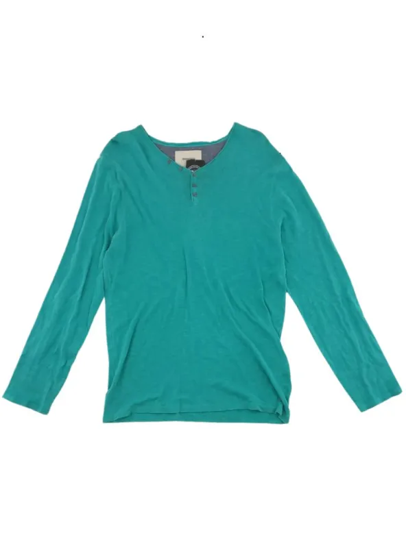 BASIC KNIT TOP sold by FBO