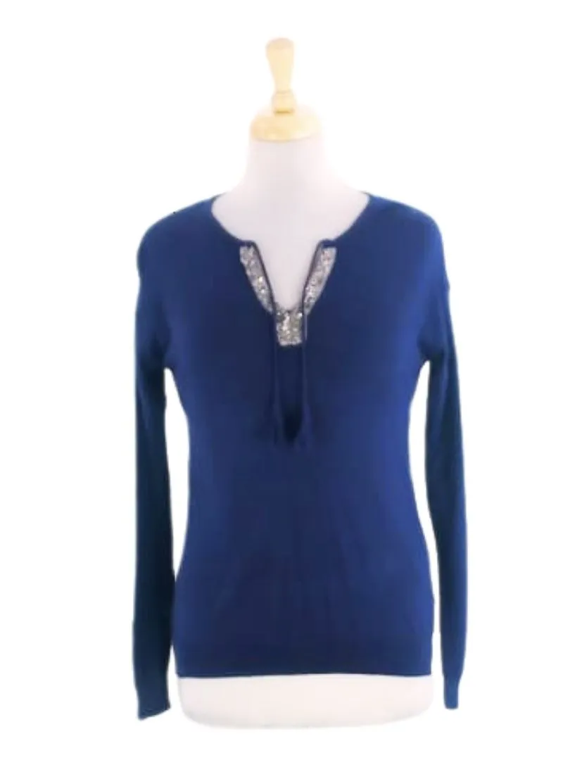 DETAILED CASUAL KNIT TOP sold by FBO