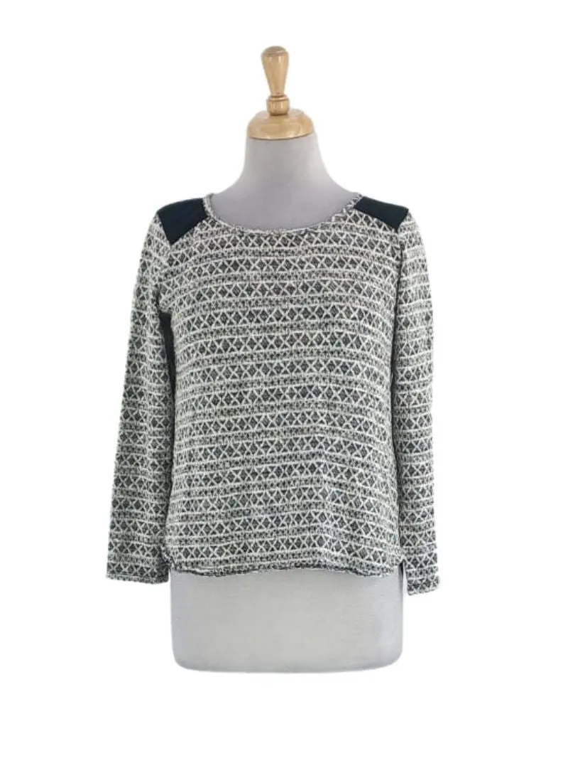COMBO PATTERNED KNIT TOP sold by FBO