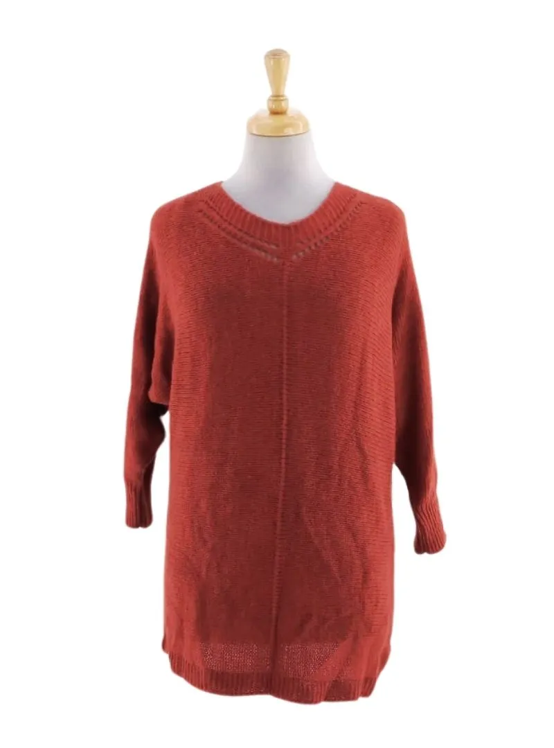 CASUAL KNIT TOP sold by FBO