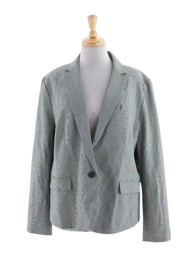 MOCK POCKET PATTERN DETAILED FORMAL BLAZER sold by FBO