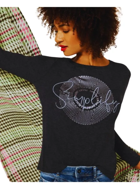 LONG SLEEVE DETAILED TOP sold by FBO