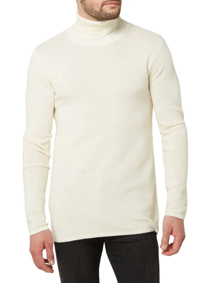 DETAILED KNIT POLO NECK sold by FBO