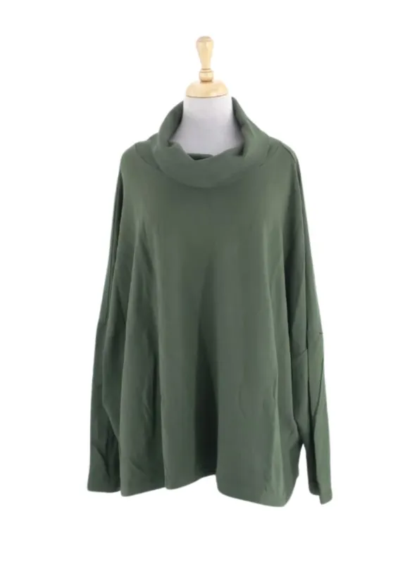 BASIC SOLID POLO NECK sold by FBO