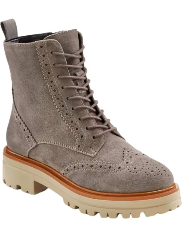LACE UP ANKLE BOOTS sold by FBO