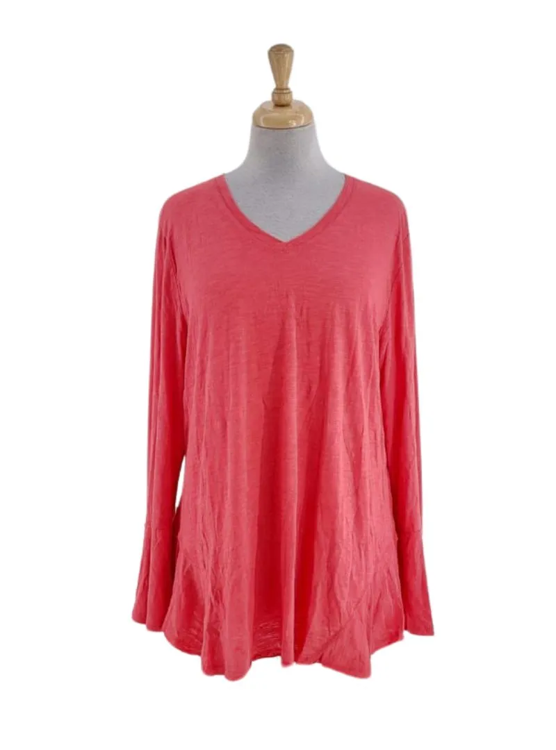 LACE BUTTON FLARE SLEEVE TOP sold by FBO