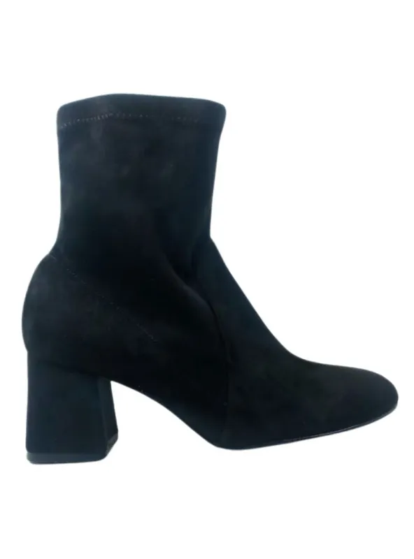 BLOCK HEEL ANKLE BOOTS sold by FBO