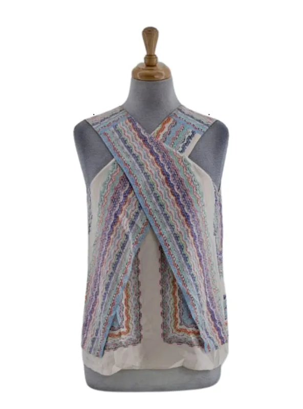 DETAILED SLEEVELESS BLOUSE sold by FBO