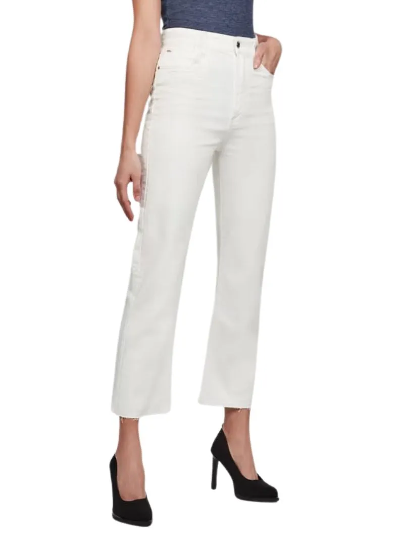 3D MID BOYFRIEND FIT JEAN sold by FBO