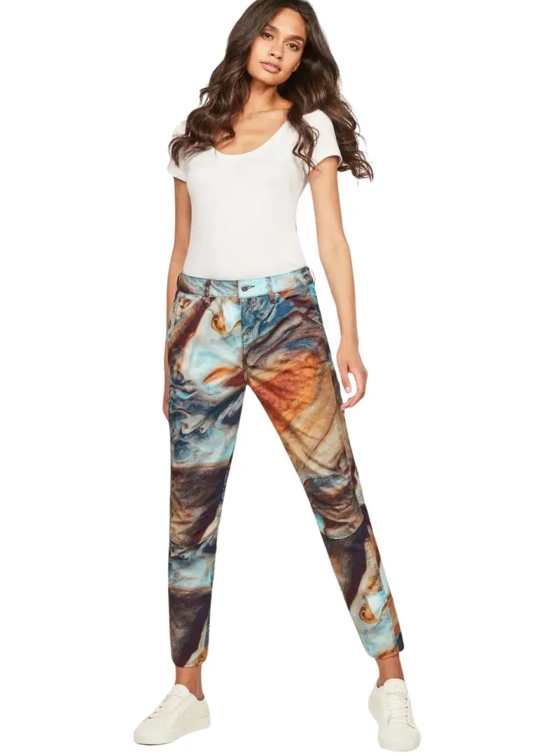 3D MID BOYFRIEND FIT JEAN sold by FBO