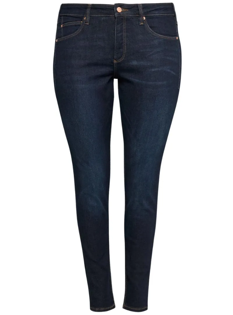 REGULAR FIT MID RISE STRAIGHT LEG JEAN sold by FBO product image thumbnail 4