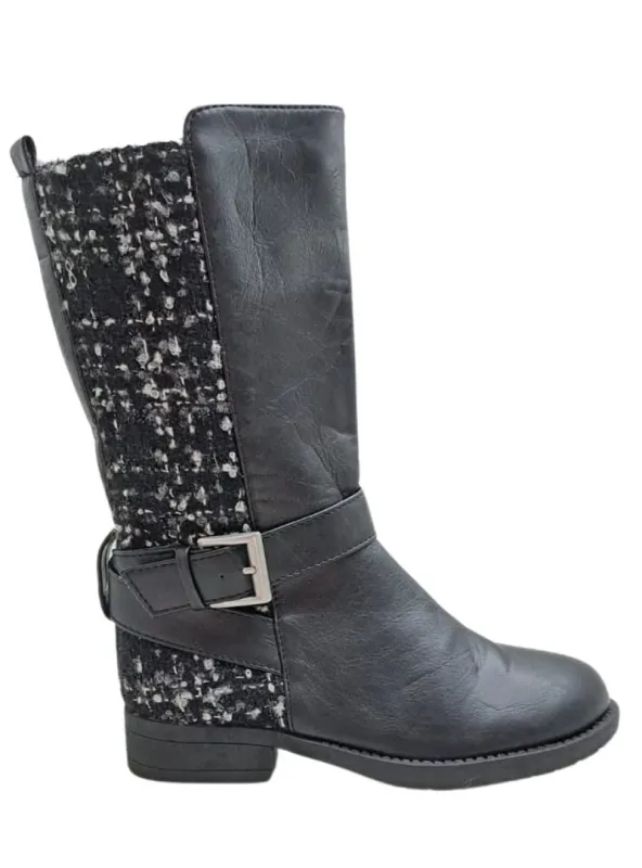 LONG DETAIL BUCKLE BOOT sold by FBO