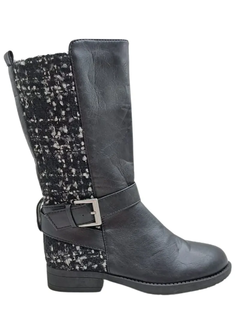 LONG DETAIL BUCKLE BOOT sold by FBO