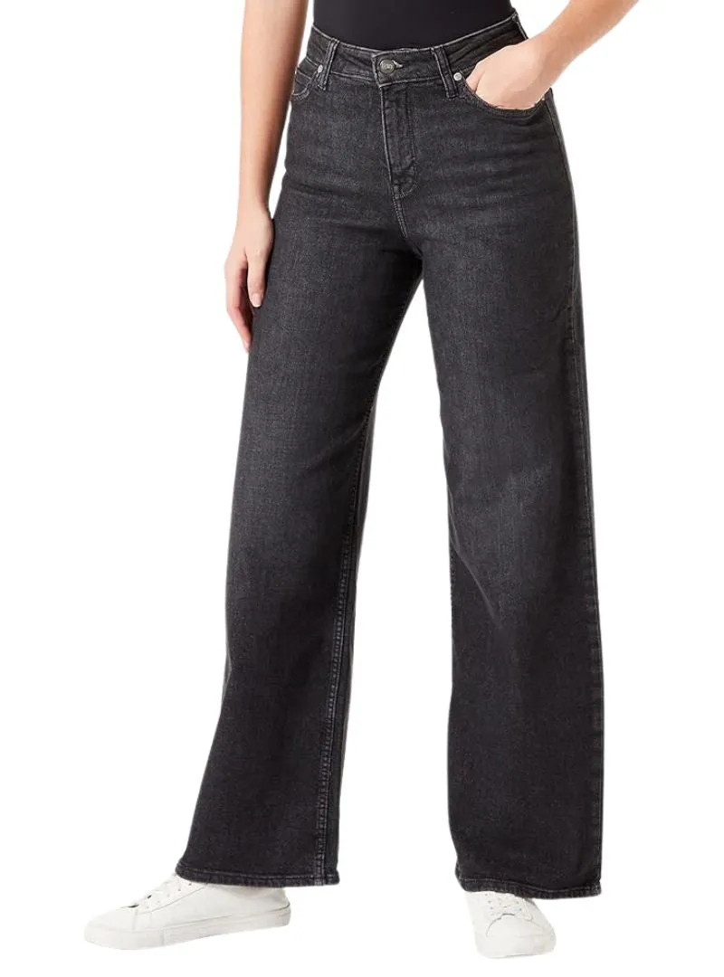 ULTRA HIGH WAIST FLARE JEAN sold by FBO