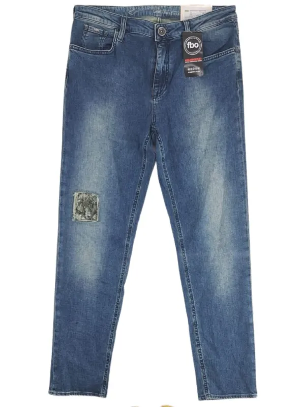 SEQUINS DETAIL BOYFRIEND JEAN sold by FBO