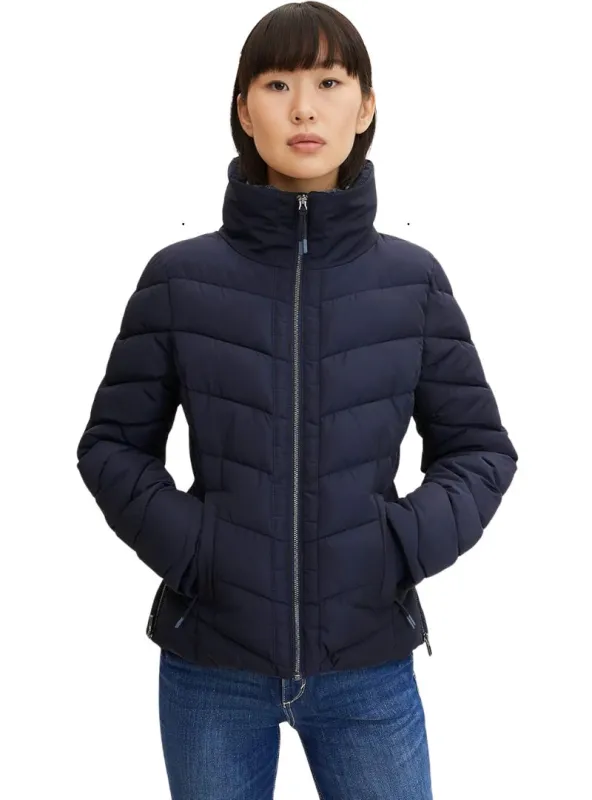SHORT WINTER PUFFER JACKET sold by FBO